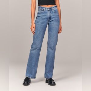 Abercrombie & fitch mid rise baggy jeans - Brand new w/o tags!! Size 6P